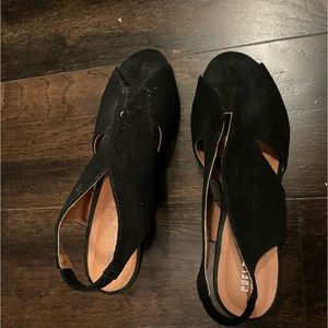 Perfect black block heels